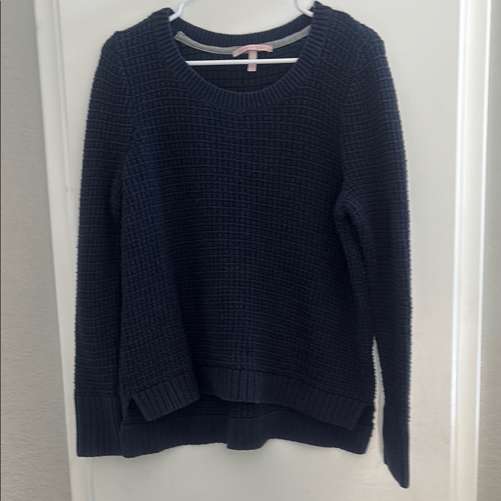 Victoria's Secret Blue Crew Neck Sweater with Classic Knit